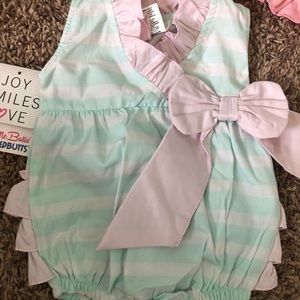 Ruffle butts outfit 3-6 months